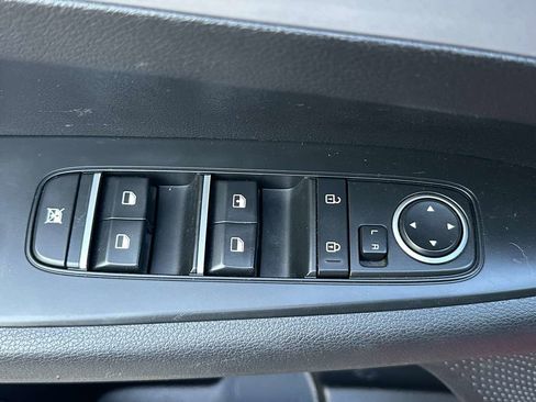 Used 2022 Kia Forte LXS w/ LXS Technology Package image 27