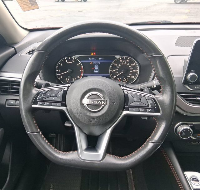 Used 2024 Nissan Altima 2.5 SR FWD image 18