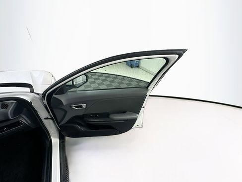 Used 2025 Kia K4 LXS image 30