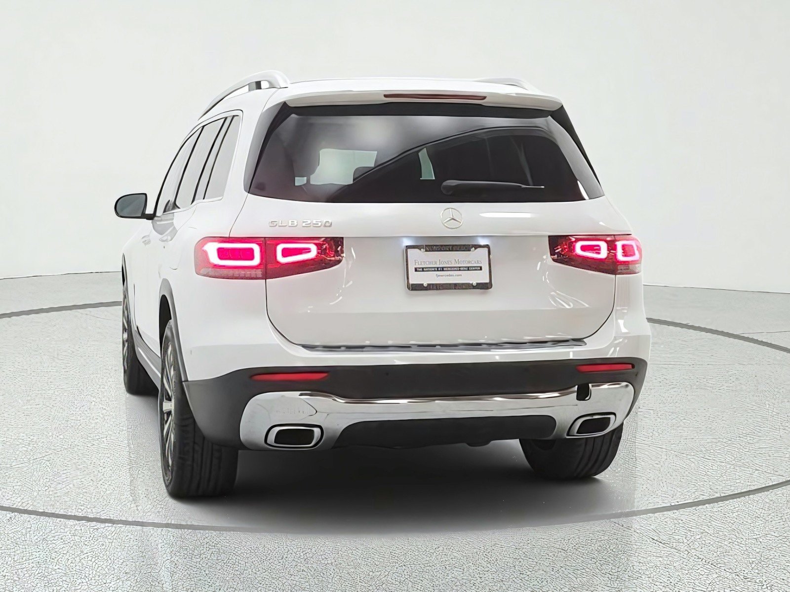 Used 2022 Mercedes-Benz GLB 250 image 6