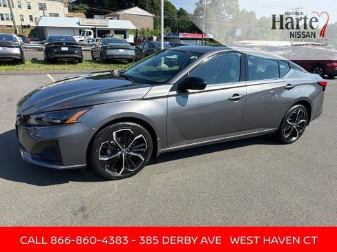 Certified 2024 Nissan Altima 2.5 SR AWD/4WD image 4