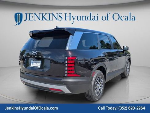 New 2026 Hyundai Palisade SE FWD image 3