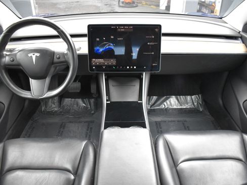 Used 2018 Tesla Model 3 Long Range image 13