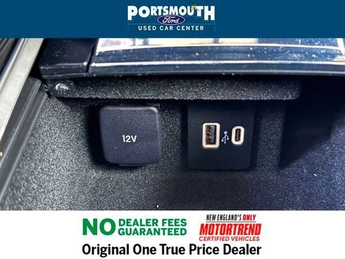 Used 2022 Lincoln Corsair AWD w/ Premium Package image 17