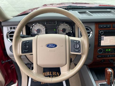 Used 2008 Ford Expedition EL Eddie Bauer image 29
