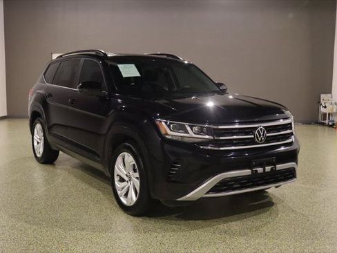 Used 2023 Volkswagen Atlas SE FWD image 1