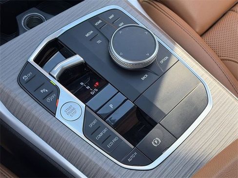 Certified 2025 BMW M440i Coupe w/ Driving Assistance Package image 30