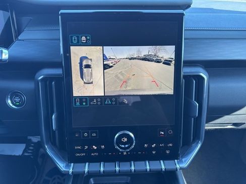 Used 2026 GMC Acadia AT4 w/ Luxury Package image 28