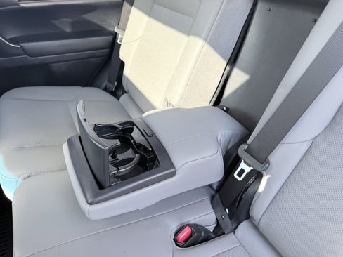 Used 2023 Lexus GX 460 Premium image 46