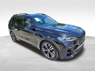 Used 2020 BMW X7 M50i AWD/4WD video 1
