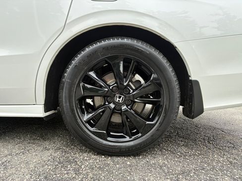 Used 2024 Honda Odyssey Sport image 26