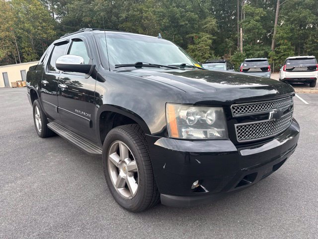 Used 2012 Chevrolet Avalanche LT w/ All-Star Edition AWD/4WD image 7