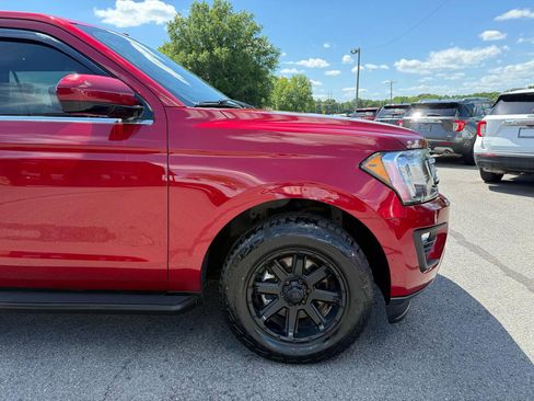 Used 2018 Ford Expedition XLT AWD/4WD image 37