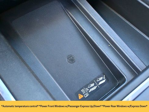 Used 2022 Chevrolet Silverado 2500 LTZ w/ LTZ Premium Package image 12