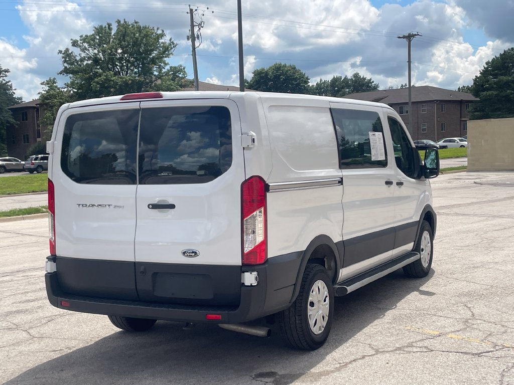 Used 2025 Ford Transit 250 Low Roof w/ Exterior Upgrade Package RWD image 5