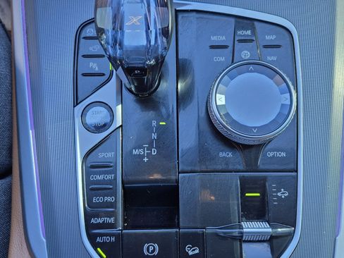 Used 2021 BMW X5 xDrive40i w/ M Sport Package image 33