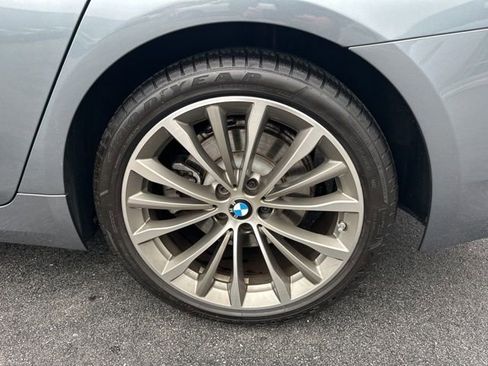 Used 2022 BMW 530i xDrive w/ Convenience Package image 33