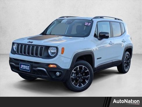 Used 2023 Jeep Renegade Latitude image 1