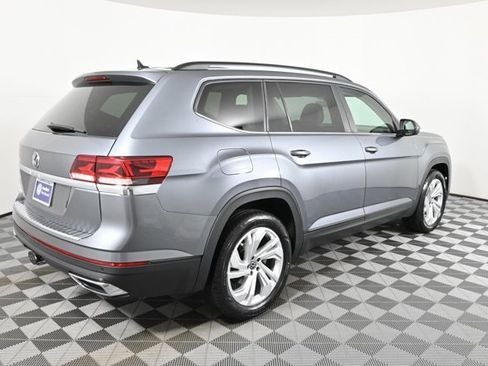 Certified 2023 Volkswagen Atlas SE w/ Panoramic Sunroof Package image 10