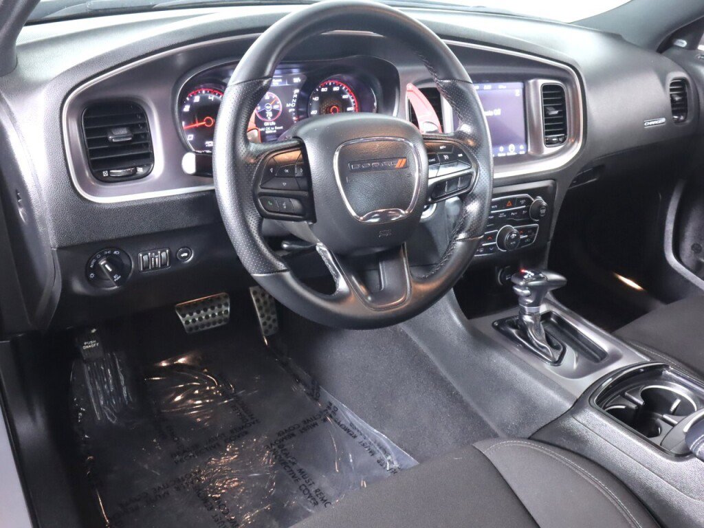 Used 2022 Dodge Charger GT w/ Blacktop Package RWD image 9