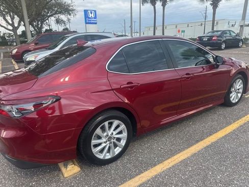 Used 2021 Toyota Camry LE image 19