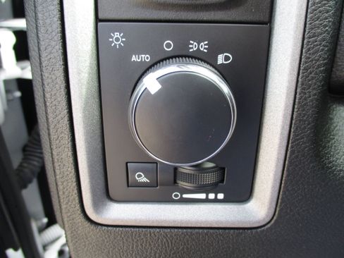 Used 2022 RAM 1500 Tradesman w/ Power & Remote Entry Group RWD image 20
