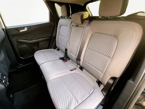 Used 2021 Ford Escape SE w/ Convenience Package image 26