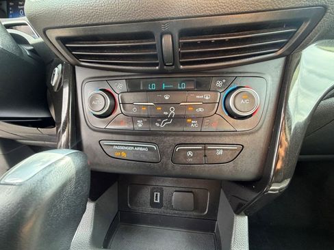 Used 2017 Ford Escape Titanium FWD image 17