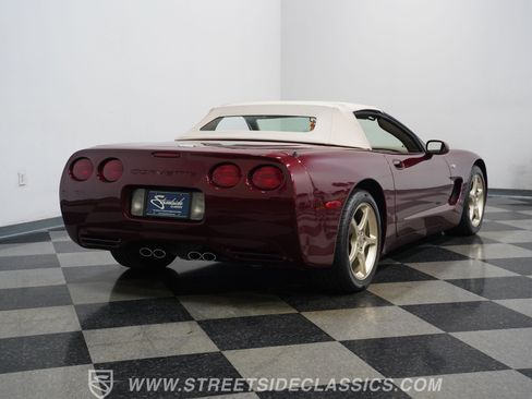 Used 2003 Chevrolet Corvette Convertible w/ Preferred Equipment Group1 RWD image 11