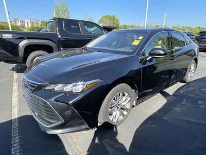 Used 2019 Toyota Avalon XLE w/ Carpet Mat Package