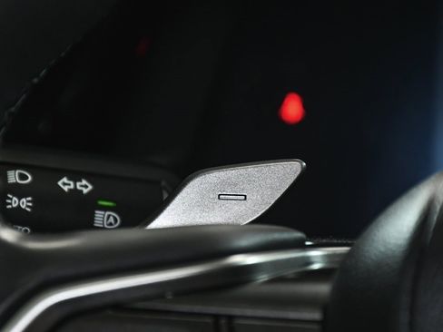 Used 2023 Lexus RZ 450e Premium image 35