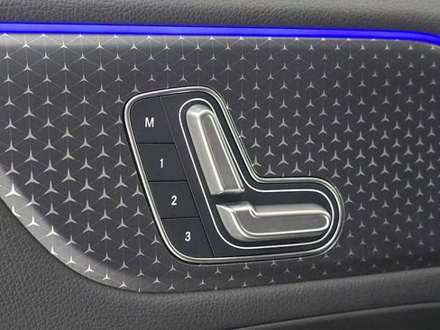 Used 2025 Mercedes-Benz GLA 250 image 22