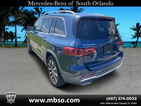 Certified 2023 Mercedes-Benz GLB 250 w/ Premium Package image 18
