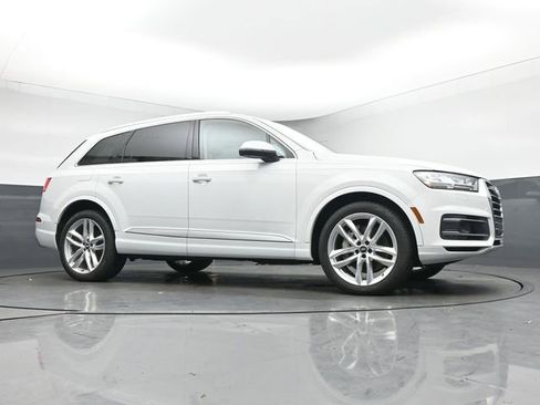 Used 2018 Audi Q7 3.0T Prestige w/ Prestige Package image 9