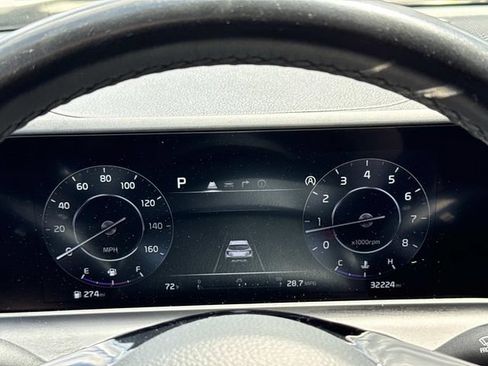 Used 2024 Kia Seltos EX FWD image 27