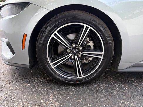 Used 2025 Ford Mustang Premium RWD image 30