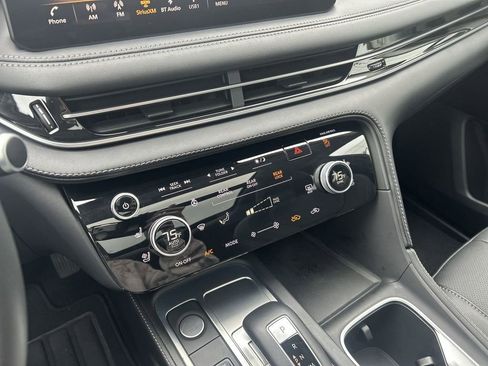 Certified 2025 INFINITI QX60 Luxe image 21