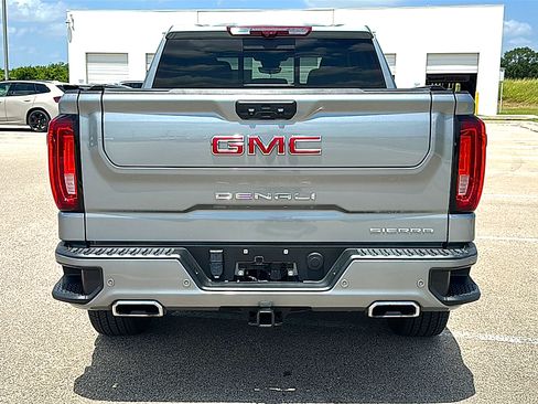 Used 2024 GMC Sierra 1500 Denali w/ Denali Reserve Package AWD/4WD image 7