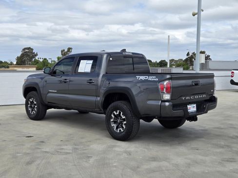 Used 2023 Toyota Tacoma TRD Off-Road w/ Technology Package RWD image 6