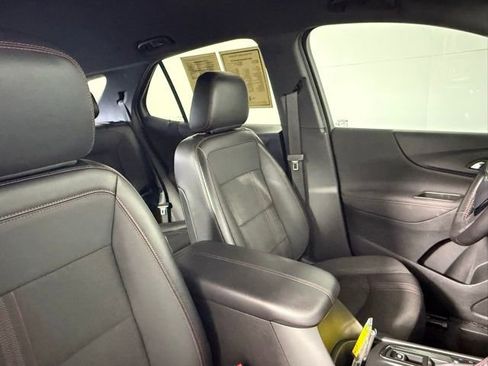 Used 2022 Chevrolet Equinox RS image 52