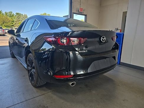 Used 2025 MAZDA MAZDA3 s FWD image 3