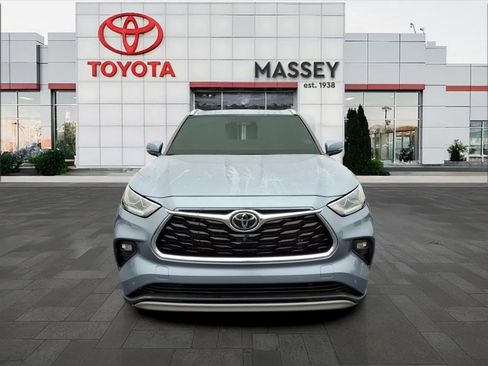 Used 2022 Toyota Highlander Platinum image 30
