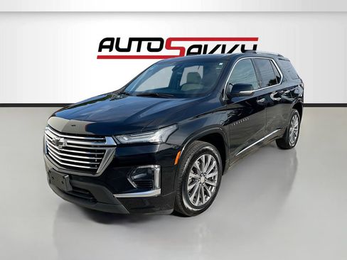 Used 2023 Chevrolet Traverse Premier w/ LPO, Floor Liner Package AWD/4WD image 3