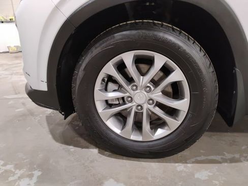 Used 2020 Hyundai Santa Fe SE image 26