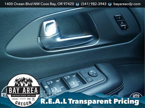 New 2026 Chrysler Pacifica Select w/ S Appearance Package image 17