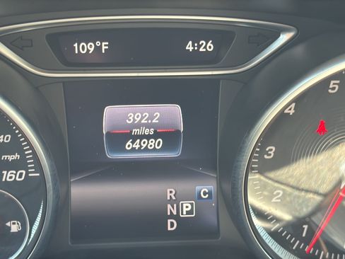 Used 2020 Mercedes-Benz GLA 250 4MATIC image 30