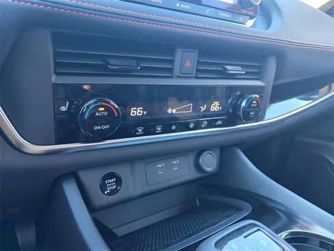 New 2026 Nissan Rogue SV image 28