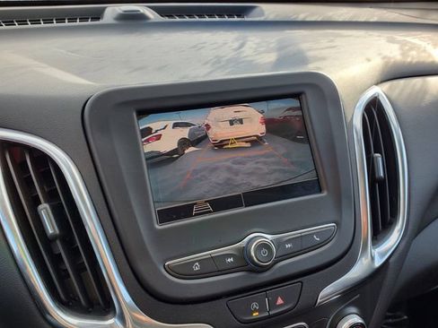 Certified 2024 Chevrolet Equinox LT w/ LPO, Floor Liner Package image 33