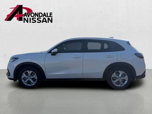 Used 2025 Honda HR-V LX image 3