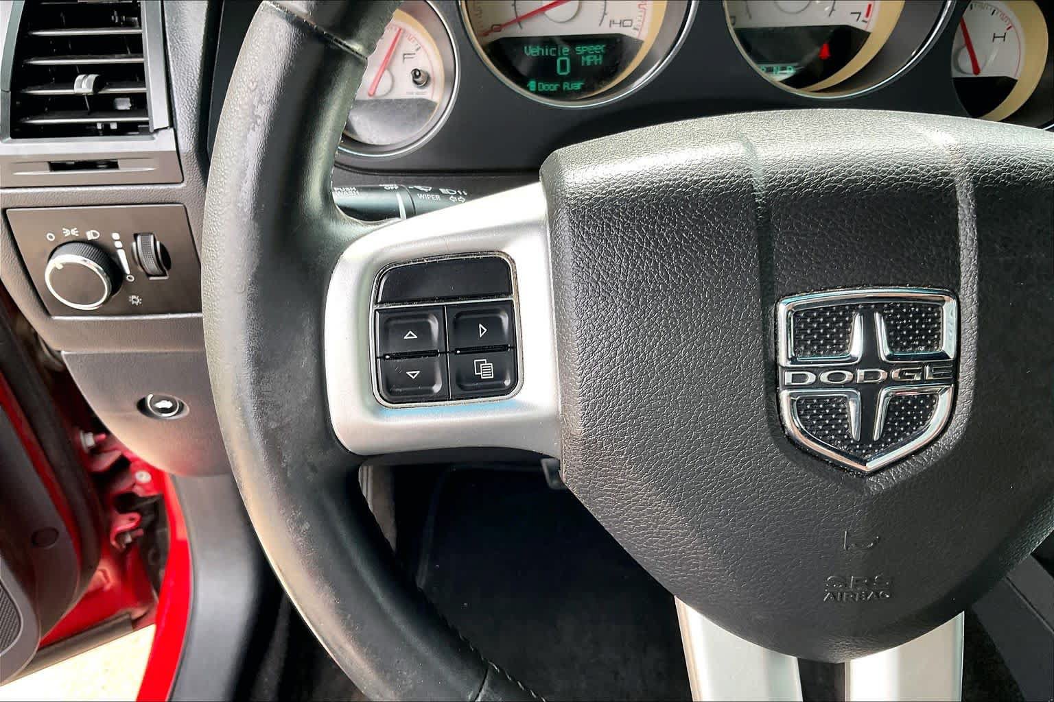 Used 2012 Dodge Challenger SXT RWD image 21